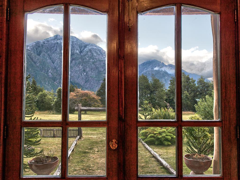 Mitico Puelo Lodge Лас-Гуалас Экстерьер фото